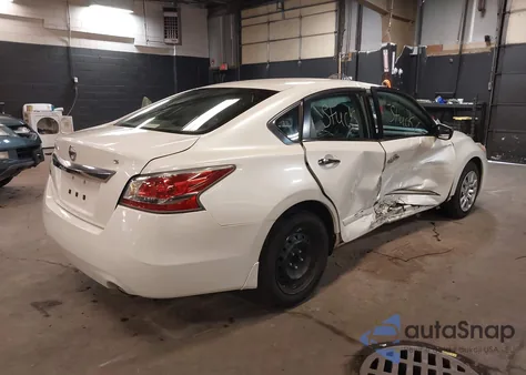2015 Nissan Altima 2.5 S from USA, damaged, VIN 1N4AL3AP3FC298100